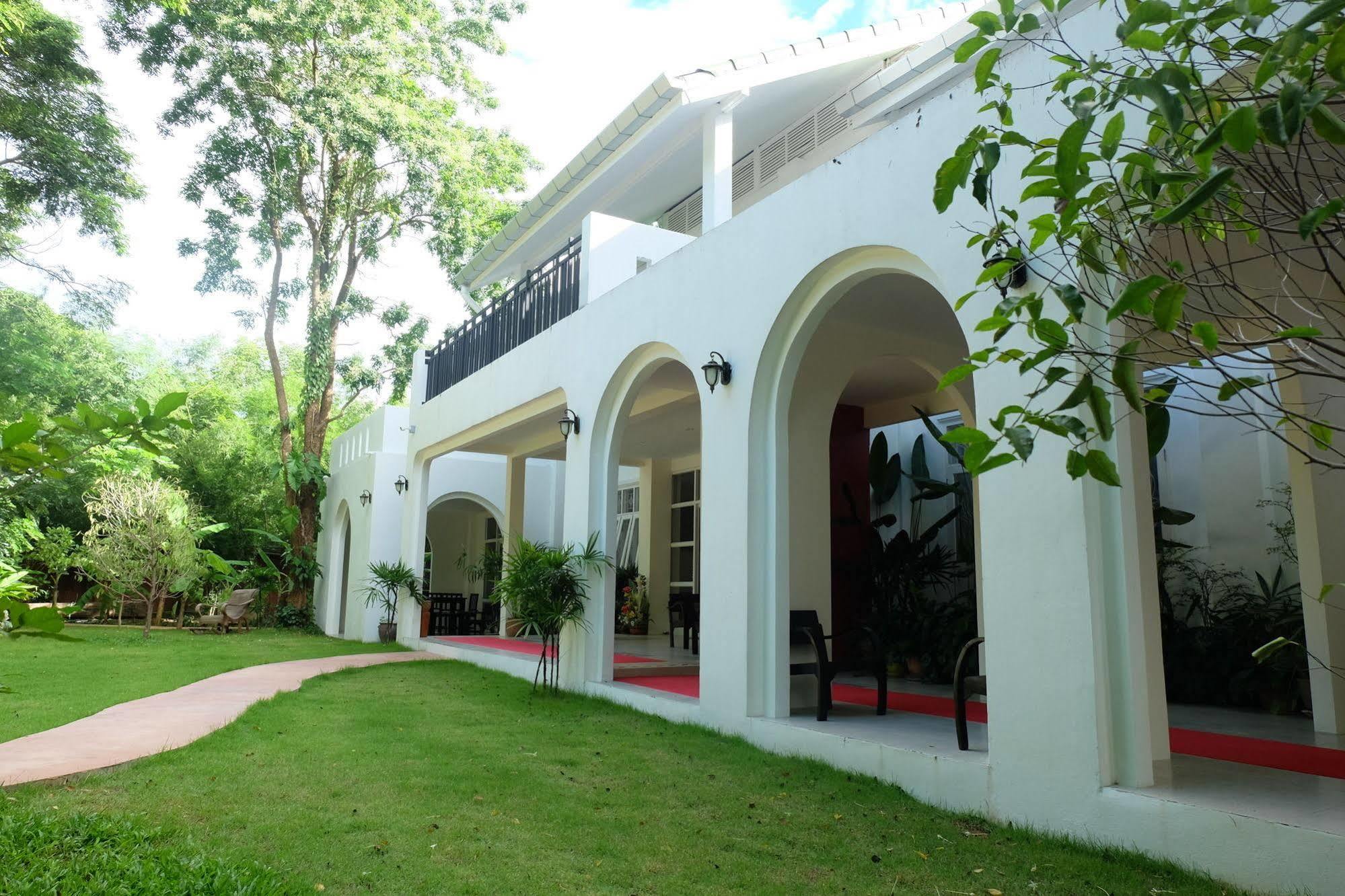 The Journey House Lifestyle Boutique Hotel Kanchanaburi Esterno foto